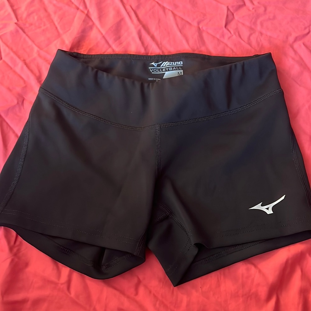Women’s Mizuno Volleyball shorts